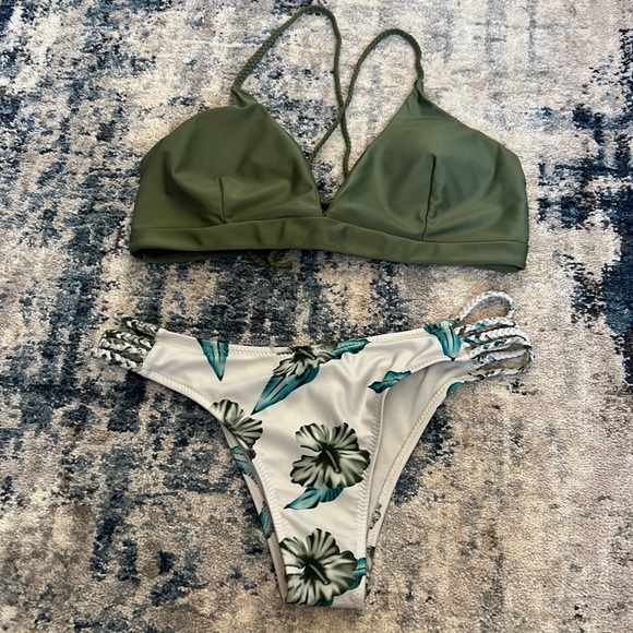 Other - 2 piece bikini size Large (SWIM-4)